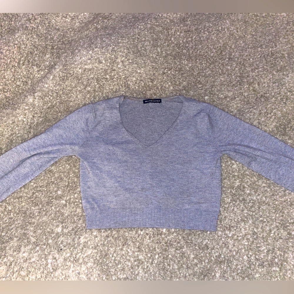 cute cropped long sleeve brandy melville top